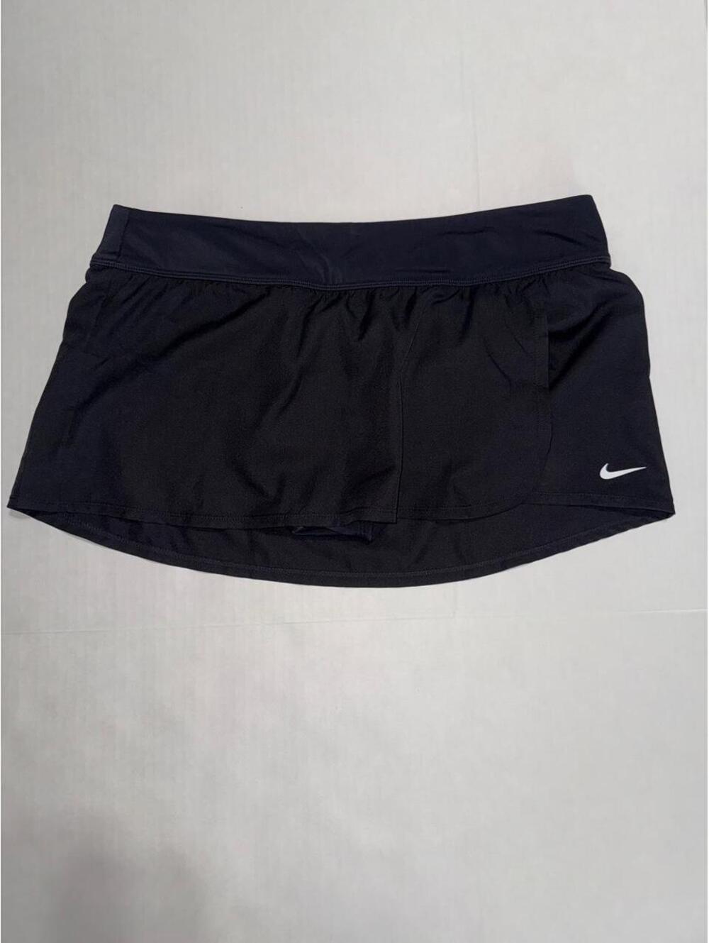 Nike Black Swim Skort Women’s L Sporty Beach Y2K Minimalist Boardskirt